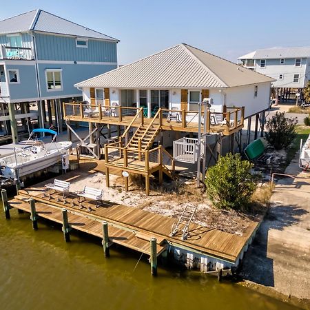 Waters Edge - Private Dock! Only Two Blocks From The Bay Or The Gulf! Plenty Of Parking For Cars Or Boats Home Dauphin Island Esterno foto